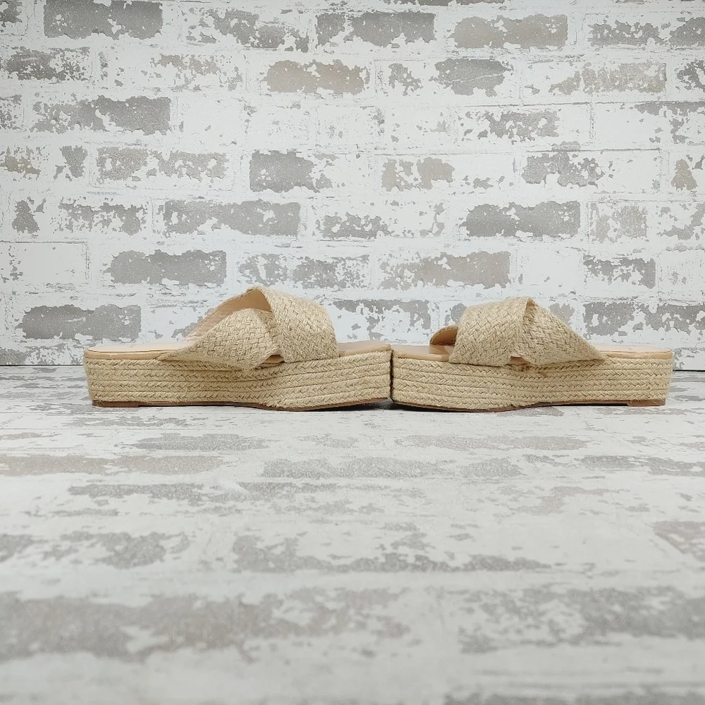 New Halston Network Cream Crisscross Strap Wedge Espadrille Sandal A609
